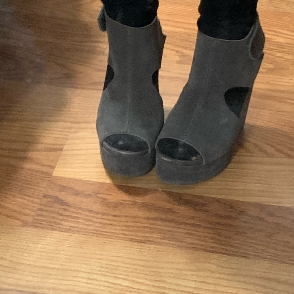Pedro Garcia wedge sandals size 37